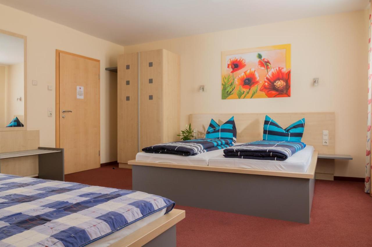 Hotel Papillon Lappersdorf  Екстер'єр фото